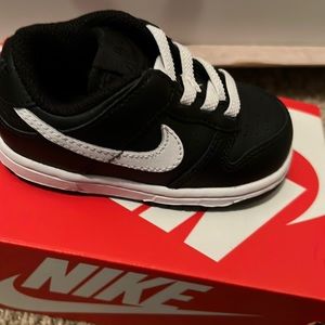 Nike dunk low